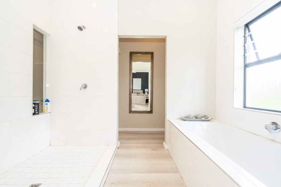 9 Bedroom Property for Sale in Oliphantskop Western Cape